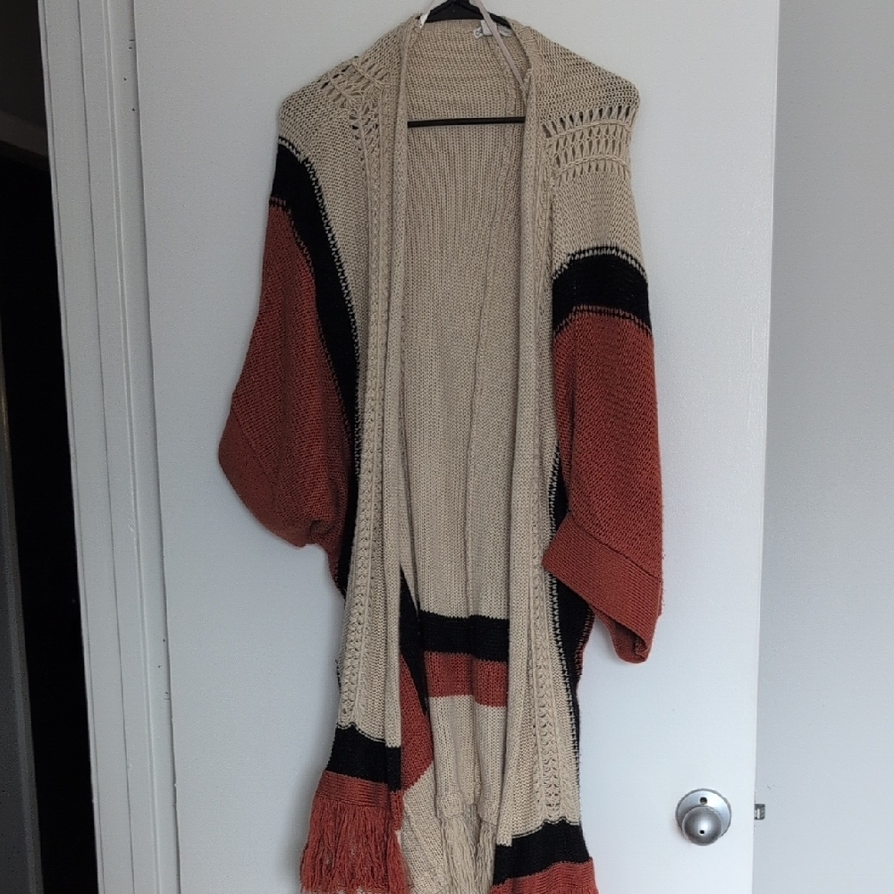 Cato Cream and Black Cardigan Sweater with Color Blocking